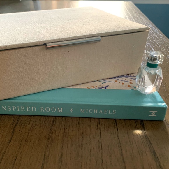 Crate & Barrel Linen Jewelry Box - Picture 5 of 8